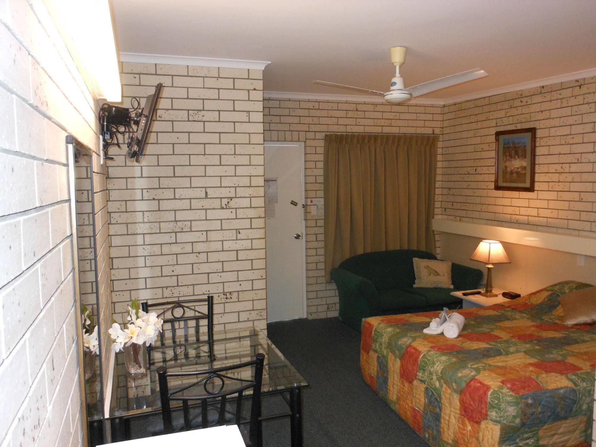 Cara Motel Maryborough Exterior photo